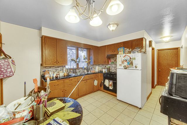 463 Orchard Lane, Beecher, IL 60401