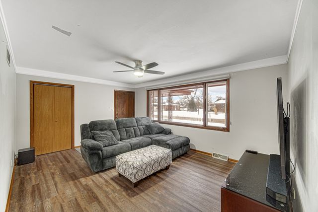 463 Orchard Lane, Beecher, IL 60401