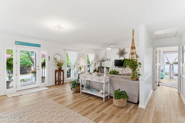 801 E Yacht Drive, Oak Island, NC 28465