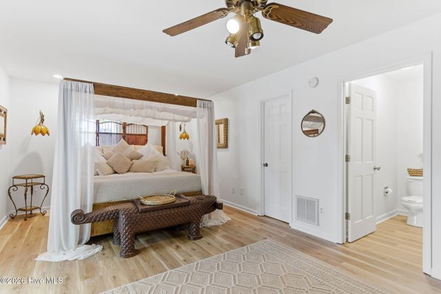 801 E Yacht Drive, Oak Island, NC 28465