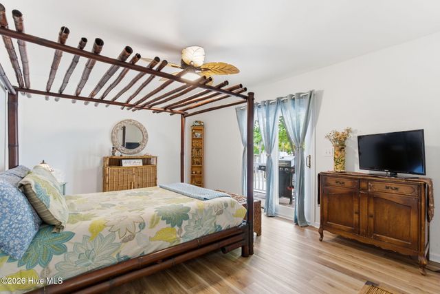 801 E Yacht Drive, Oak Island, NC 28465