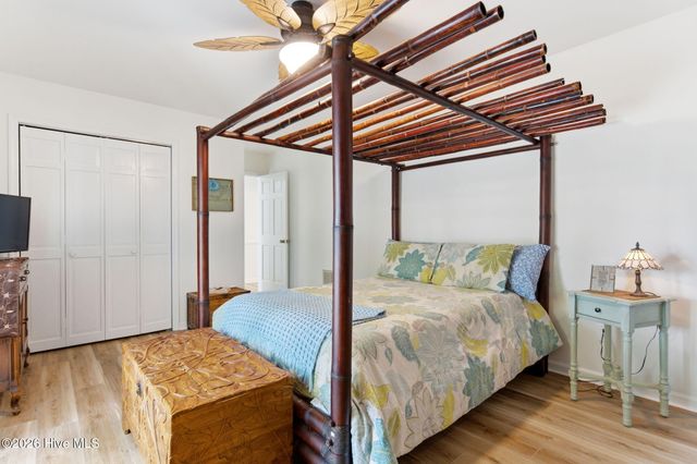 801 E Yacht Drive, Oak Island, NC 28465