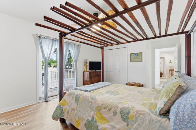 801 E Yacht Drive, Oak Island, NC 28465