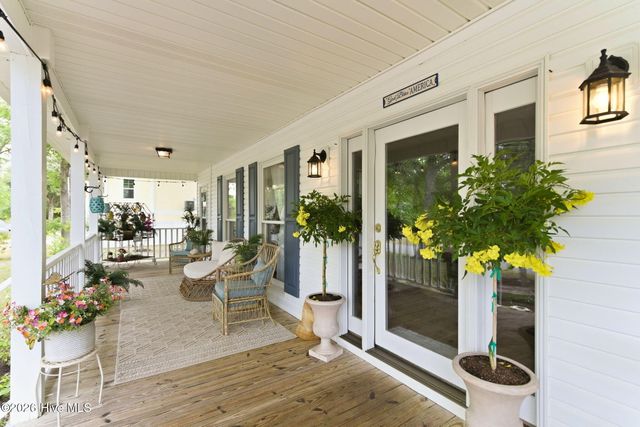 801 E Yacht Drive, Oak Island, NC 28465