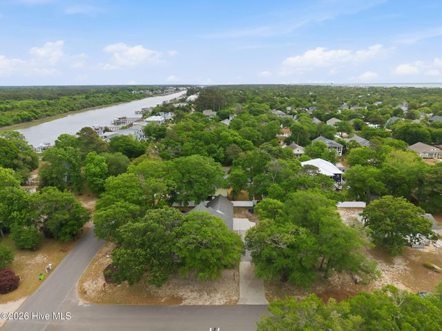 801 E Yacht Drive, Oak Island, NC 28465
