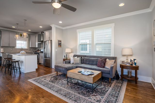 1908B 14th Ave, N, Nashville, TN 37208