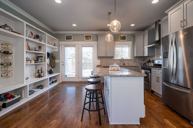 1908B 14th Ave, N, Nashville, TN 37208