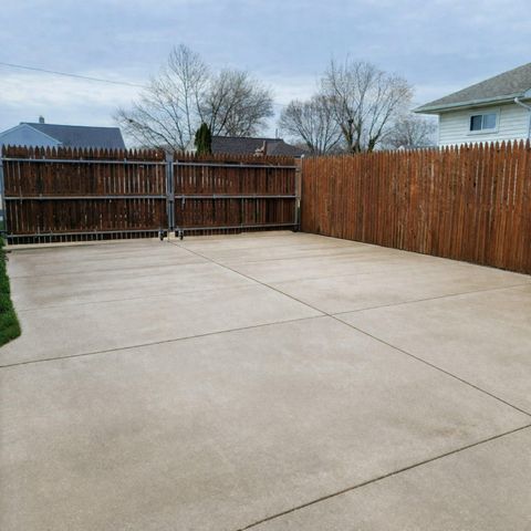 12 MACKAY LN, Newark, DE 19713