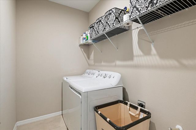 9085 LUNA LANE, Sarasota, FL 34241