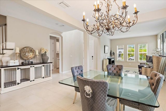 9085 LUNA LANE, Sarasota, FL 34241