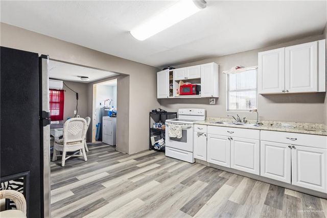 8224 Muse Drive, Edinburg, TX 78542