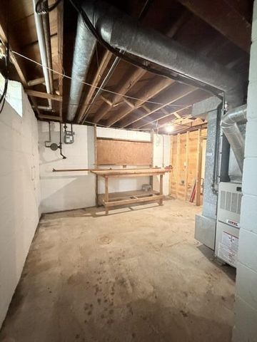 8261 W Daphne STREET, Milwaukee, WI 53223