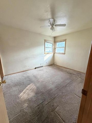 8261 W Daphne STREET, Milwaukee, WI 53223