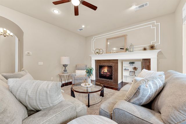 5824 WOODWIND Drive, Plano, TX 75093