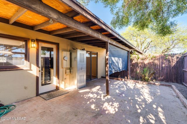 3017 N Sparkman Boulevard, Tucson, AZ 85716