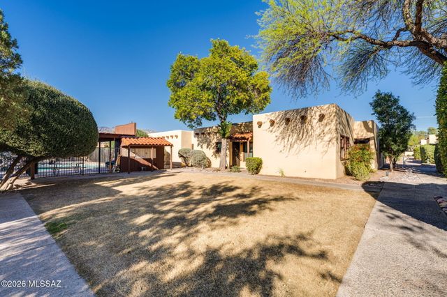 3017 N Sparkman Boulevard, Tucson, AZ 85716