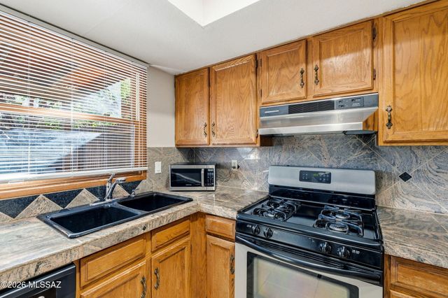 3017 N Sparkman Boulevard, Tucson, AZ 85716