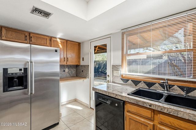 3017 N Sparkman Boulevard, Tucson, AZ 85716