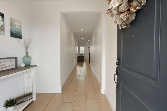 17234 Hidden Pond, Lathrop, CA 95330