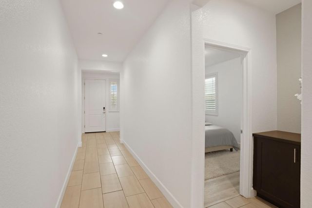 17234 Hidden Pond, Lathrop, CA 95330