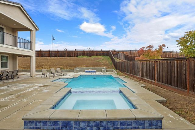 17234 Hidden Pond, Lathrop, CA 95330