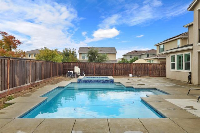 17234 Hidden Pond, Lathrop, CA 95330