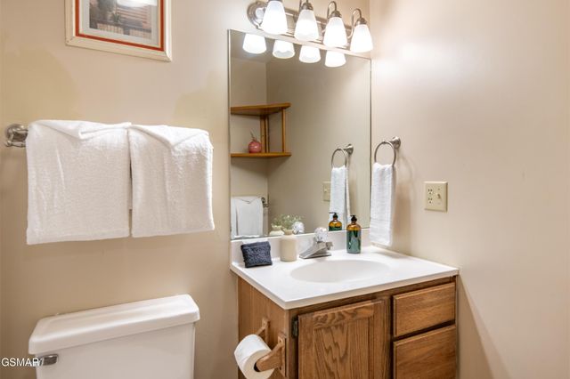 2616 Sunset Circle, Sevierville, TN 37876