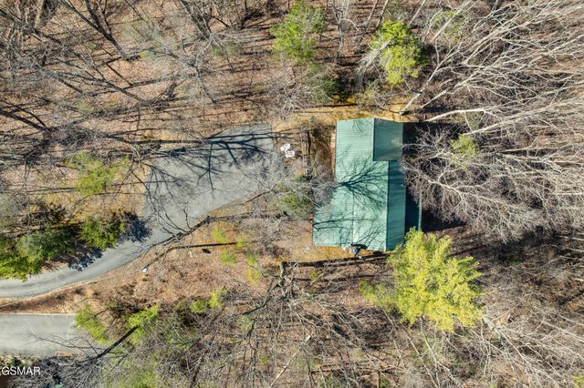 2616 Sunset Circle, Sevierville, TN 37876