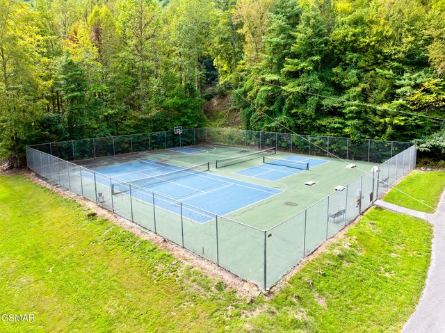 2616 Sunset Circle, Sevierville, TN 37876