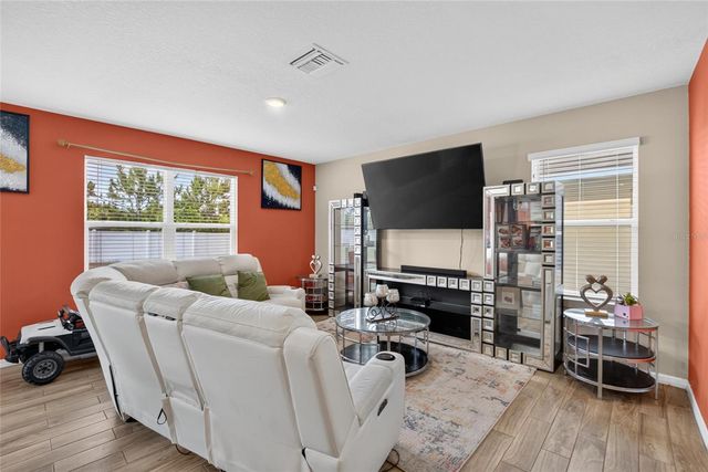10231 GEESE TRAIL CIRCLE, Sun City Center, FL 33573