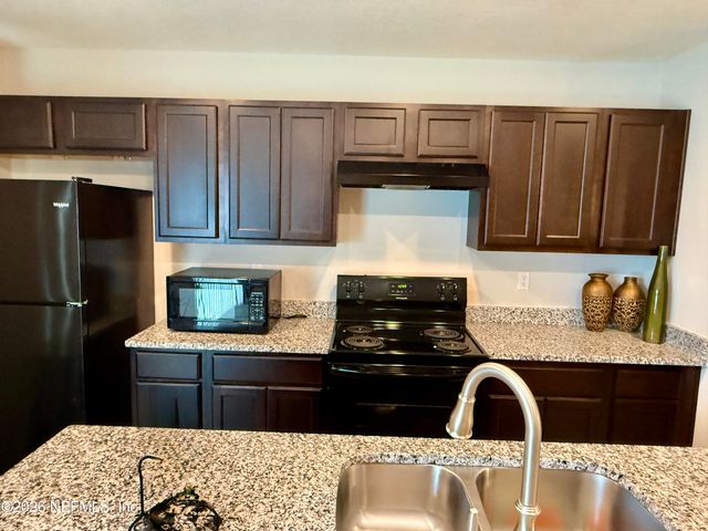 8528 OSTEEN Street, Jacksonville, FL 32210