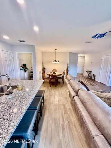 8528 OSTEEN Street, Jacksonville, FL 32210