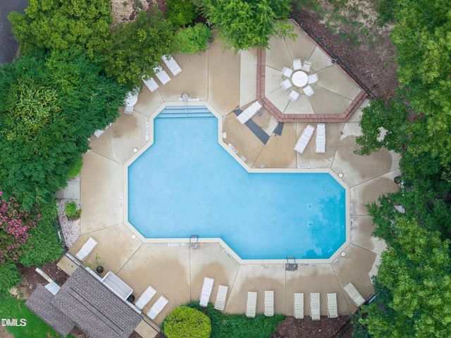 6010 Winterpointe Lane 101, Raleigh, NC 27606
