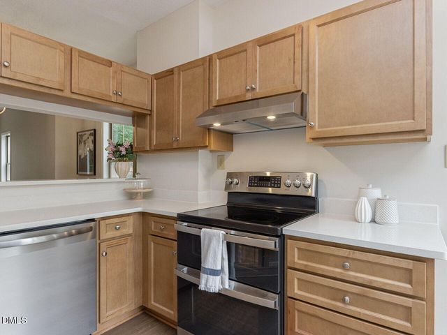 6010 Winterpointe Lane 101, Raleigh, NC 27606