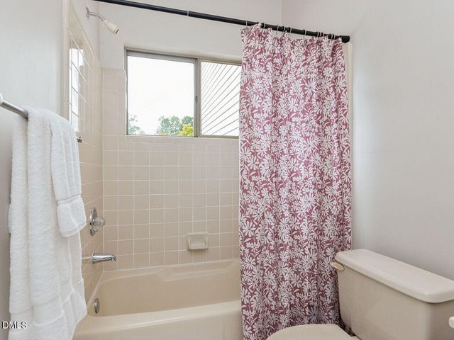 6010 Winterpointe Lane 101, Raleigh, NC 27606