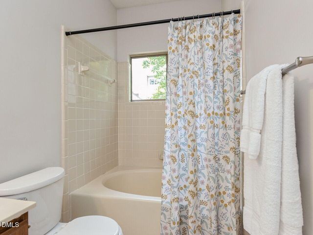 6010 Winterpointe Lane 101, Raleigh, NC 27606