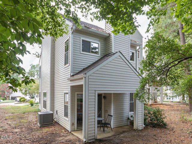 6010 Winterpointe Lane 101, Raleigh, NC 27606