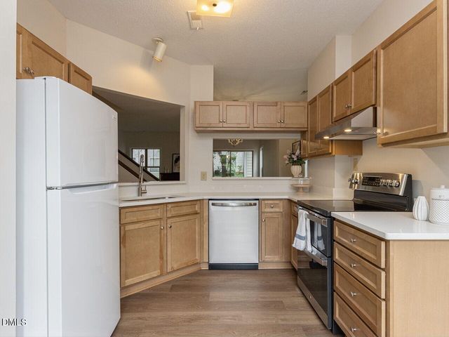 6010 Winterpointe Lane 101, Raleigh, NC 27606
