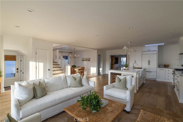 156 Chiquita, Laguna Beach, CA 92651