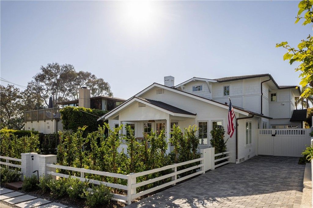 156 Chiquita, Laguna Beach, CA 92651