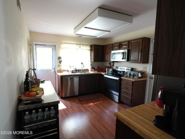 778A Liverpool Circle, Manchester, NJ 08759