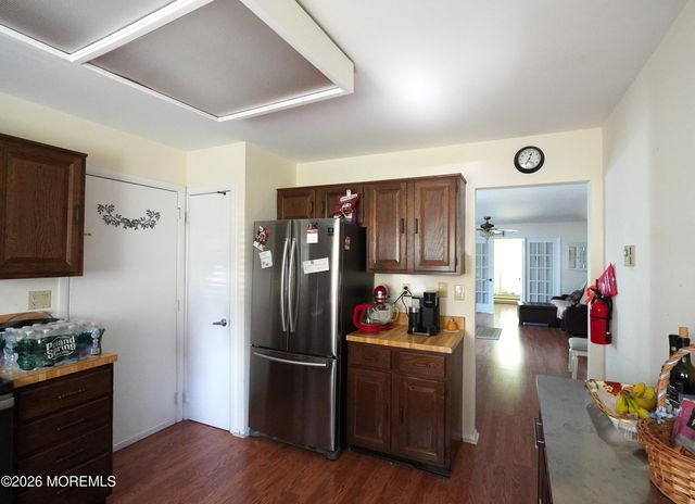 778A Liverpool Circle, Manchester, NJ 08759