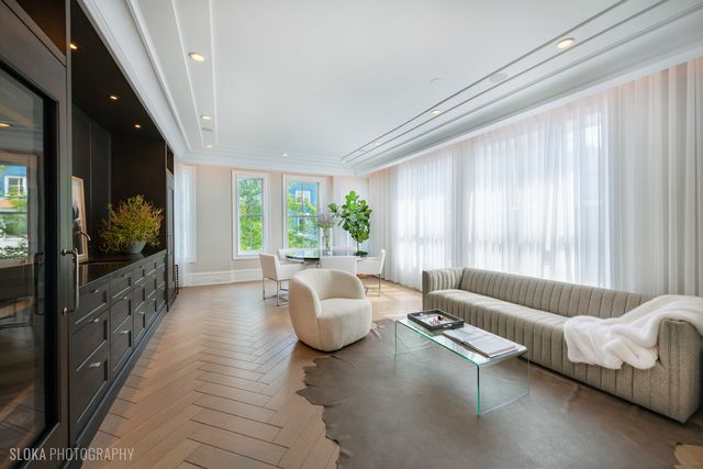 1942 N Sedgwick Street PH, Chicago, IL 60614