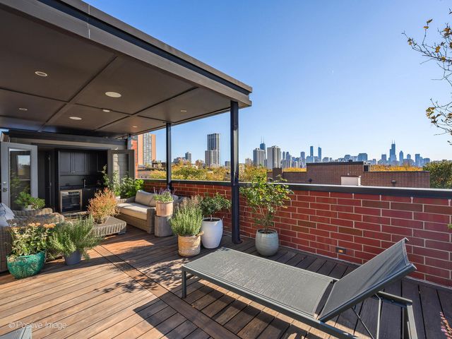 1942 N Sedgwick Street PH, Chicago, IL 60614