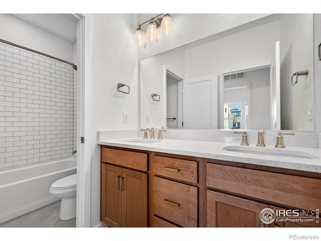 900 Eldorado Lane, Louisville, CO 80027