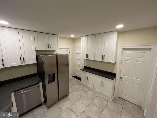 437 W ROOSEVELT BLVD, Philadelphia, PA 19120