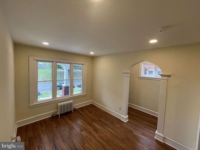 437 W ROOSEVELT BLVD, Philadelphia, PA 19120