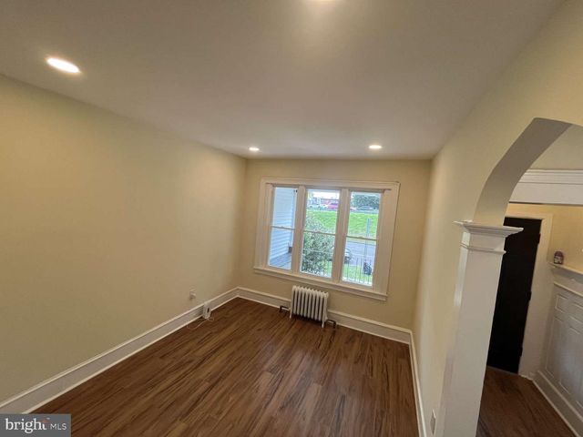 437 W ROOSEVELT BLVD, Philadelphia, PA 19120