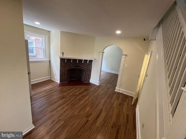 437 W ROOSEVELT BLVD, Philadelphia, PA 19120