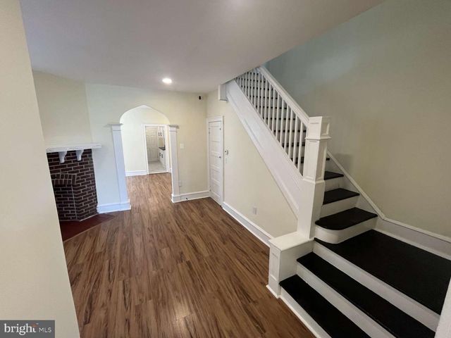 437 W ROOSEVELT BLVD, Philadelphia, PA 19120